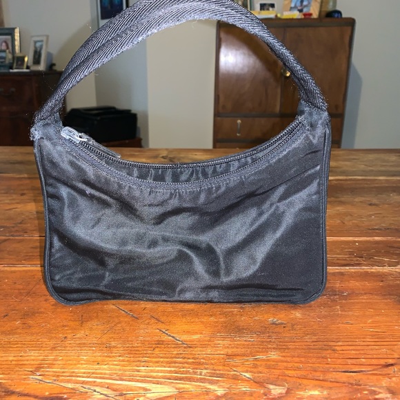Vintage Authentic Prada handbag. All black bag In excellent condition. - Picture 1 of 9